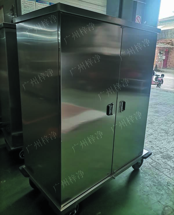 次性物品電動轉(zhuǎn)運(yùn)車采用304拉絲不銹鋼板面板厚度:≥1.2mm,表面作拉絲亞光處理。 次性物品電動轉(zhuǎn)運(yùn)車采用304拉絲不銹鋼板面板厚度:≥1.2mm,表面作拉絲亞光處理。